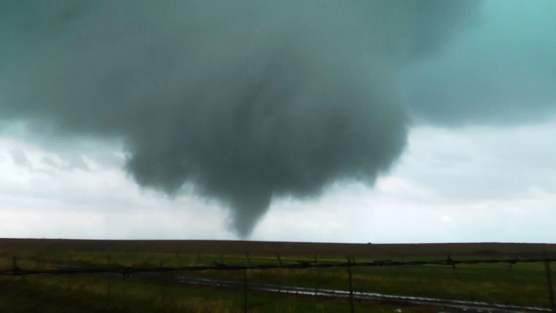 Tornado near Wichita Mountain Wildlife Refuge